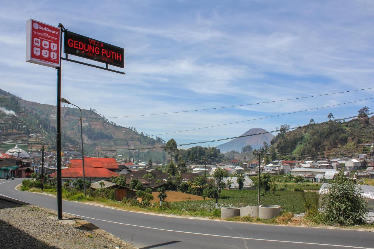 Reddoorz Syariah Near Kawasan Wisata Gunung Prau Dieng Hotel Diyeng Exterior photo